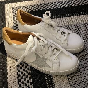 Marks & Spencer’s white leather men’s sneakers